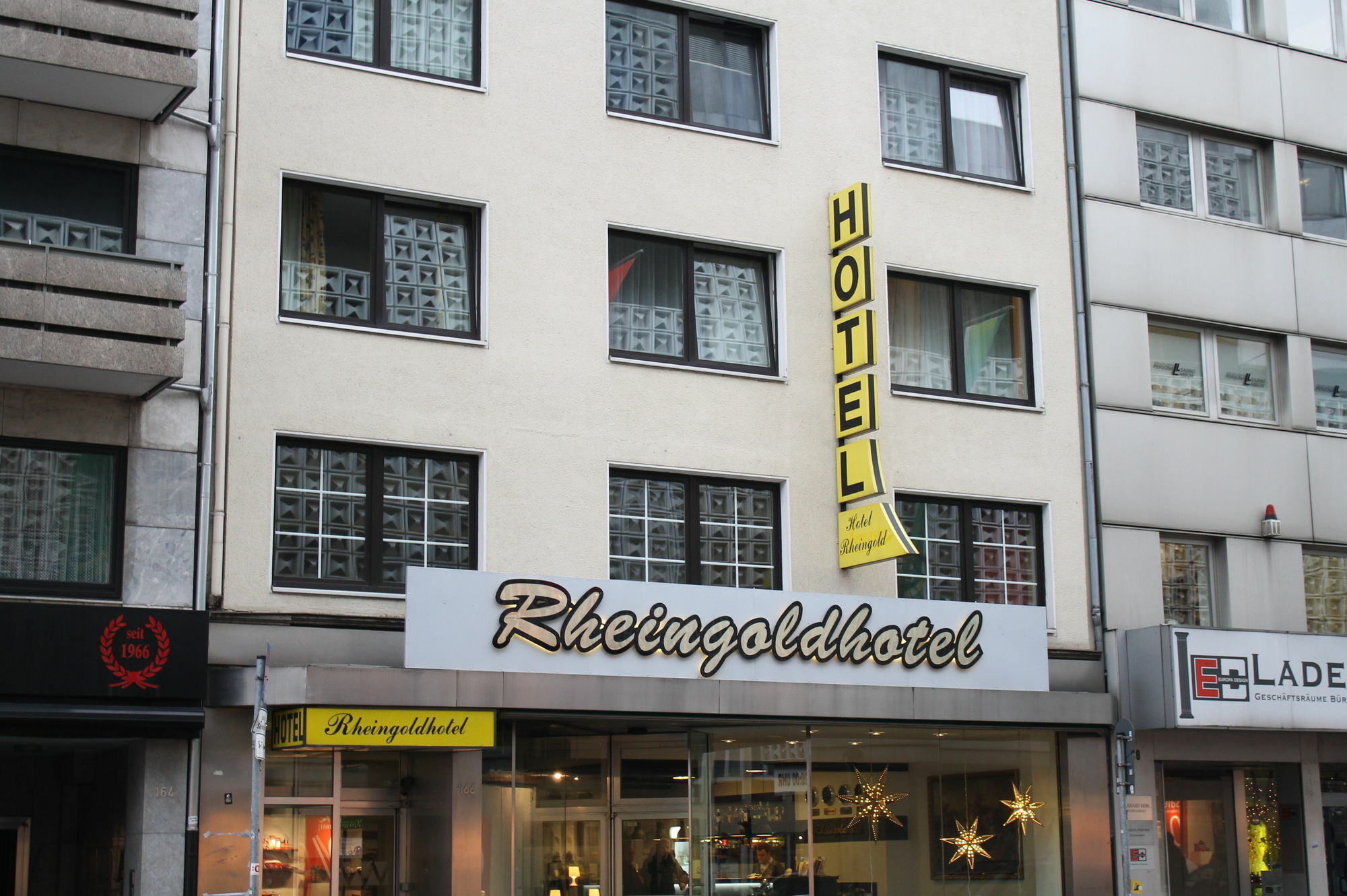 فندق دوسلدورففي  فندق راينغولد المظهر الخارجي الصورة
